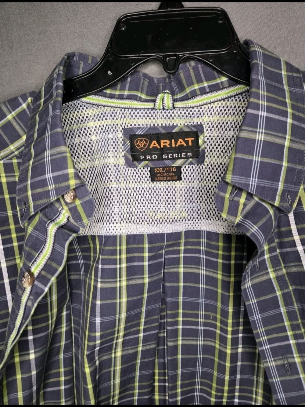 Ariat Men’s Green Plaid Pro Series Button-Down Shirt Vented Long Sleeve